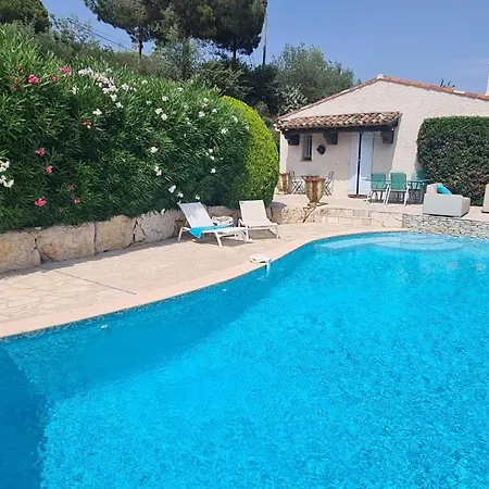 Studio Avec Vue Panoramique Et Piscine A Debordement Gasthuis